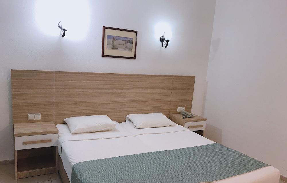 Ant Apart Hotel — 10