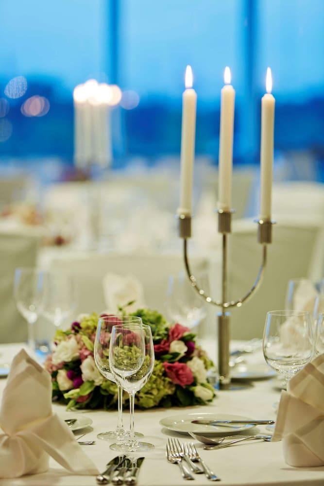 DoubleTree by Hilton Hotel Istanbul - Moda