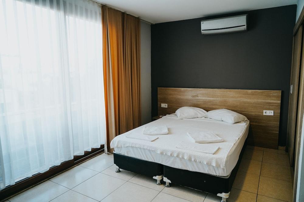 Rozetta Hotel — 7