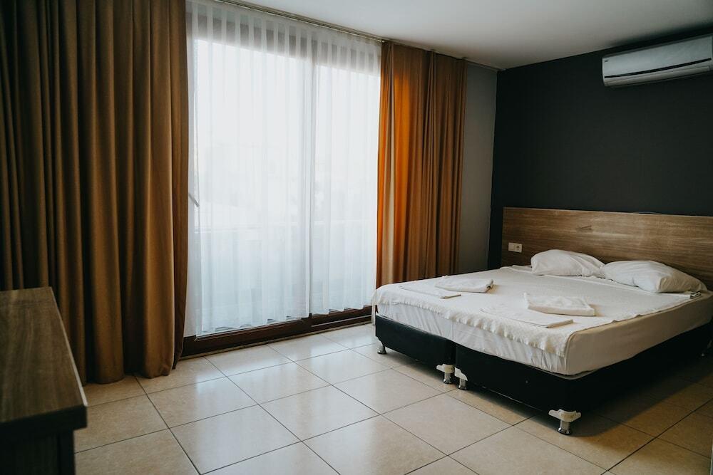 Rozetta Hotel — 5