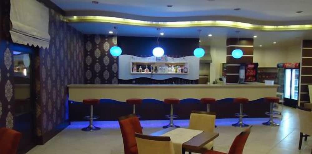 Kum Hotel