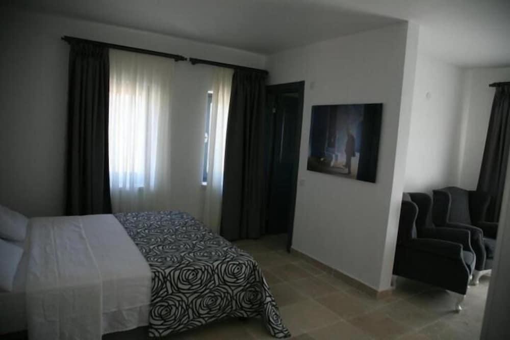 Anemos Hotel — 3