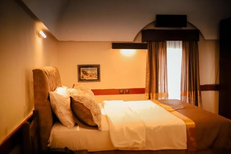 Büyük Kervansaray — 4