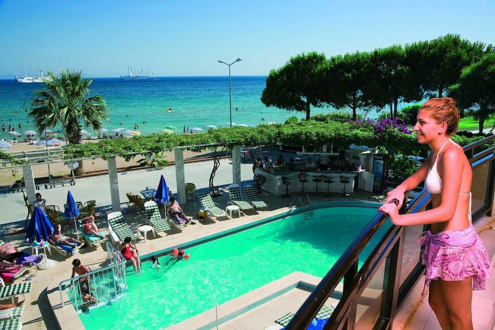 Orion Beach Hotel — 3