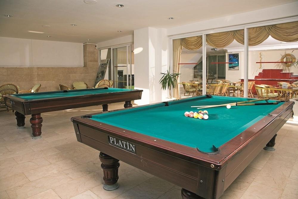 Orion Beach Hotel — 9