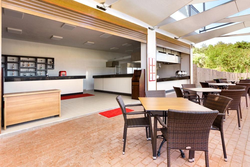 Ramada Resort by Wyndham Akbuk — 10