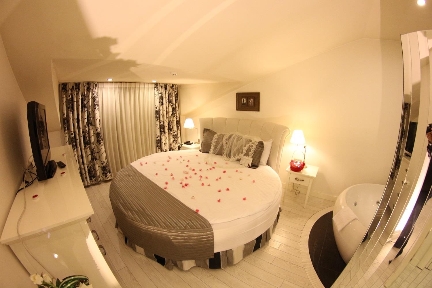 Adana Plaza Hotel — 3