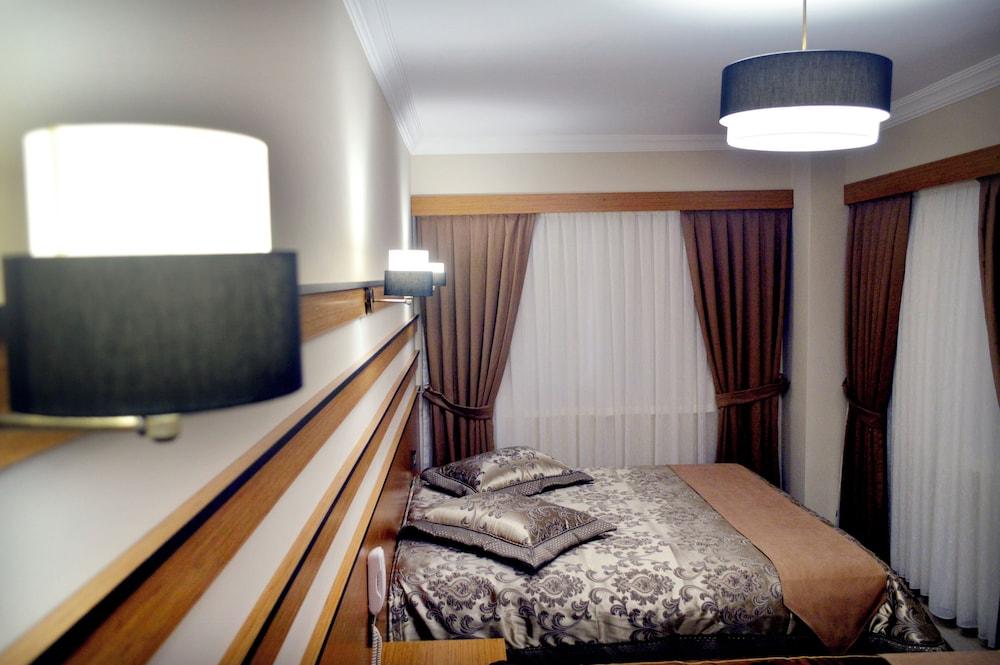 Quars Garden Hotel — 1