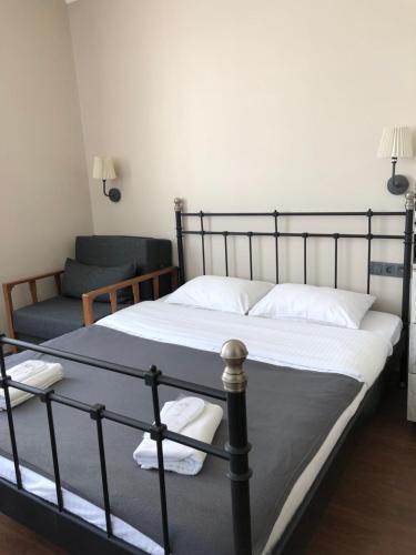 Borancik Suites 2 — 2