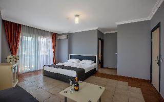 Grand Alisa Hotel — 4