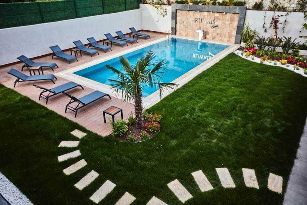 Ruwais Hotel — 6
