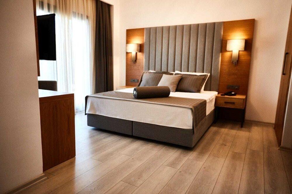 Ruwais Hotel — 7