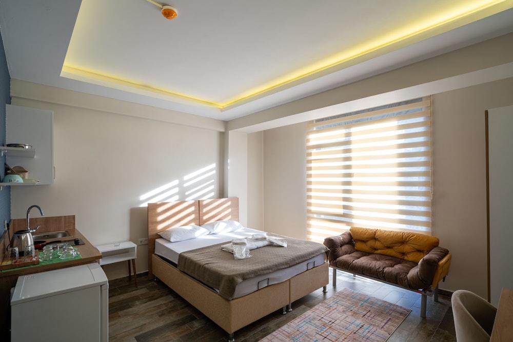 Sist 34 Suit Hotel — 9
