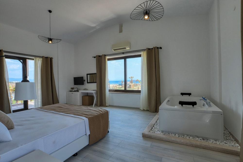 Ayvalık Sea Resort — 6