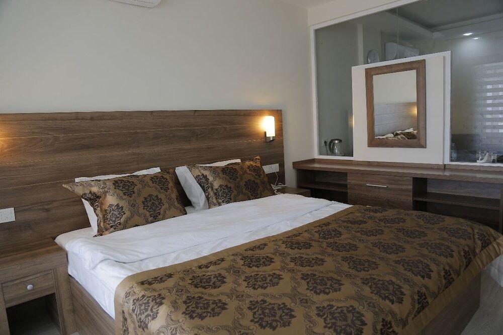 Plaj Hotel Dorra 6 — 2