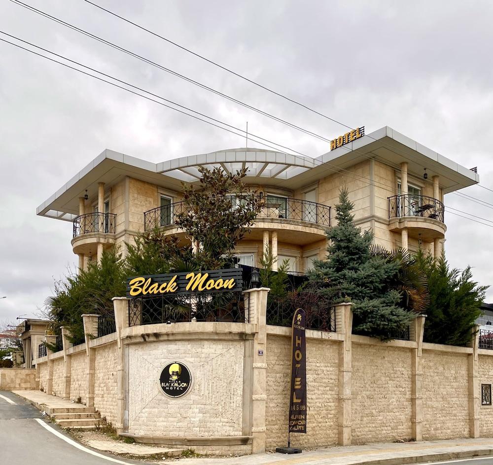 Blackmoon Villa Hotel — 9