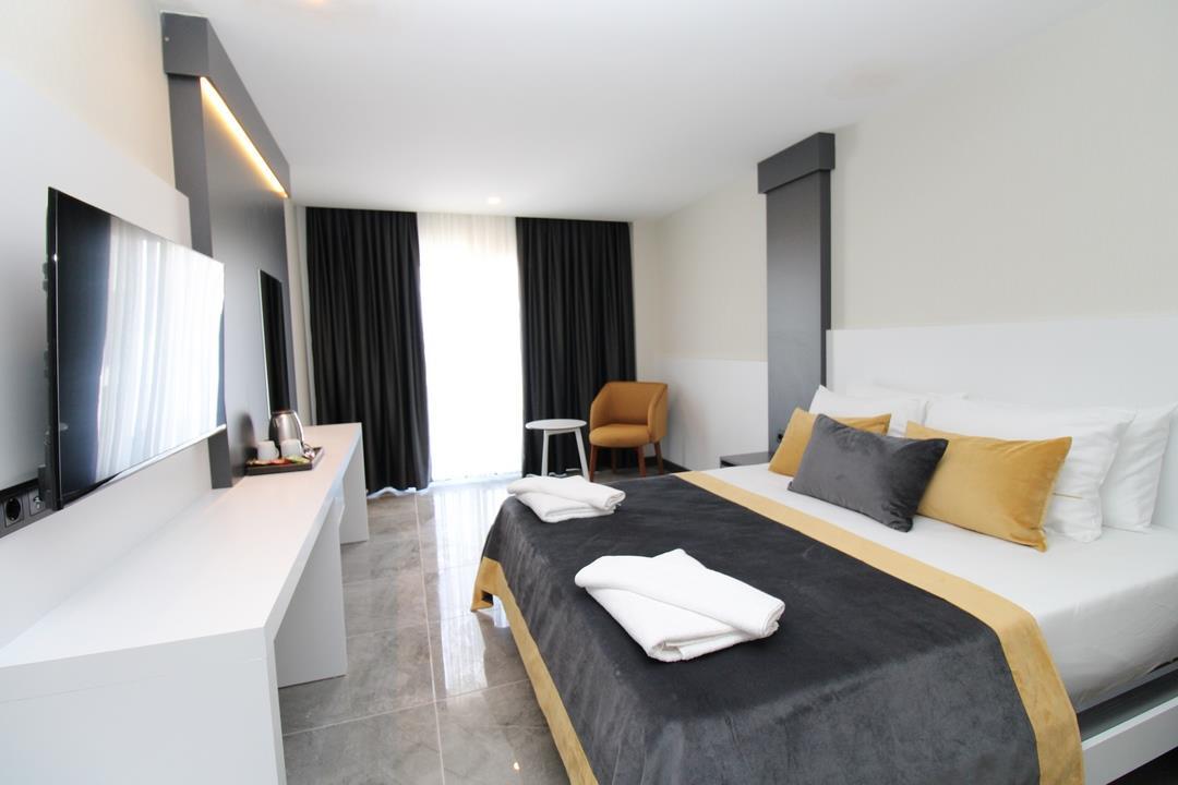 Laroxx Hotel — 9