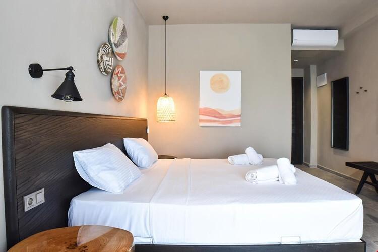 Kotinos Beach Hotel — 8