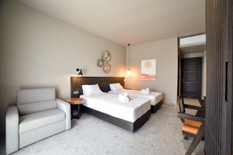 Kotinos Beach Hotel — 2