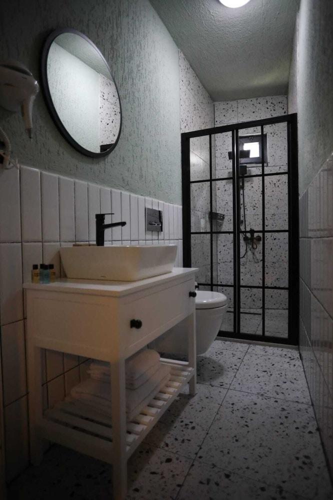 Mare House Boutique Hotel — 7