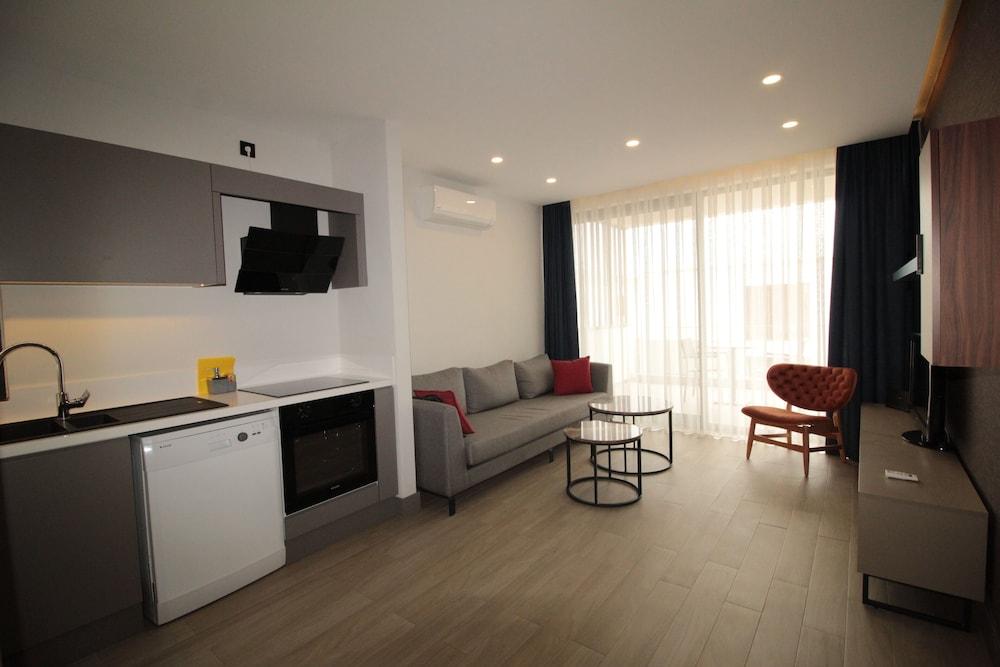 A'la Grand Residence — 2
