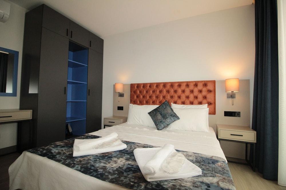 A'la Grand Residence — 5