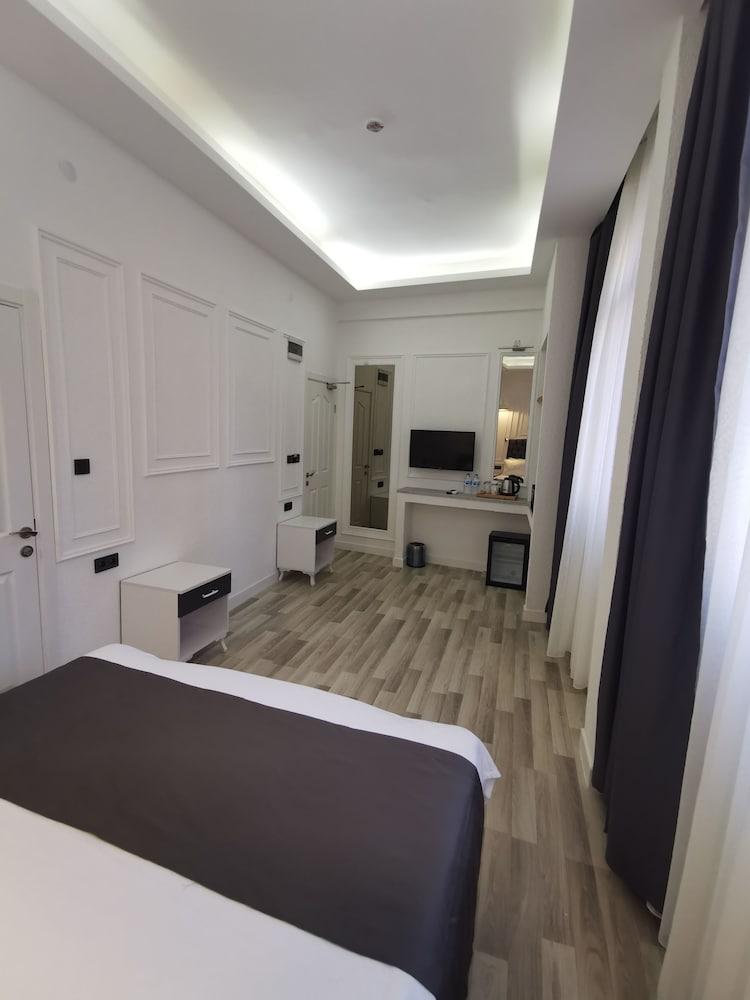 Efzen Hotel — 6