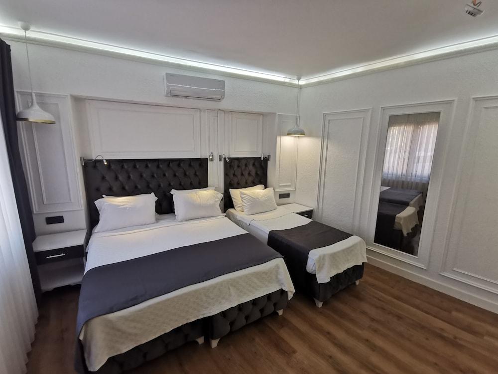 Efzen Hotel — 4