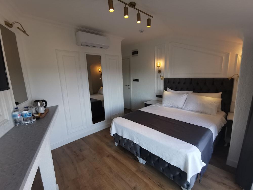 Efzen Hotel — 10