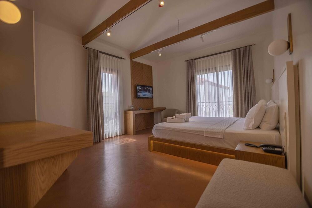 June Hotel Alaçatı — 9
