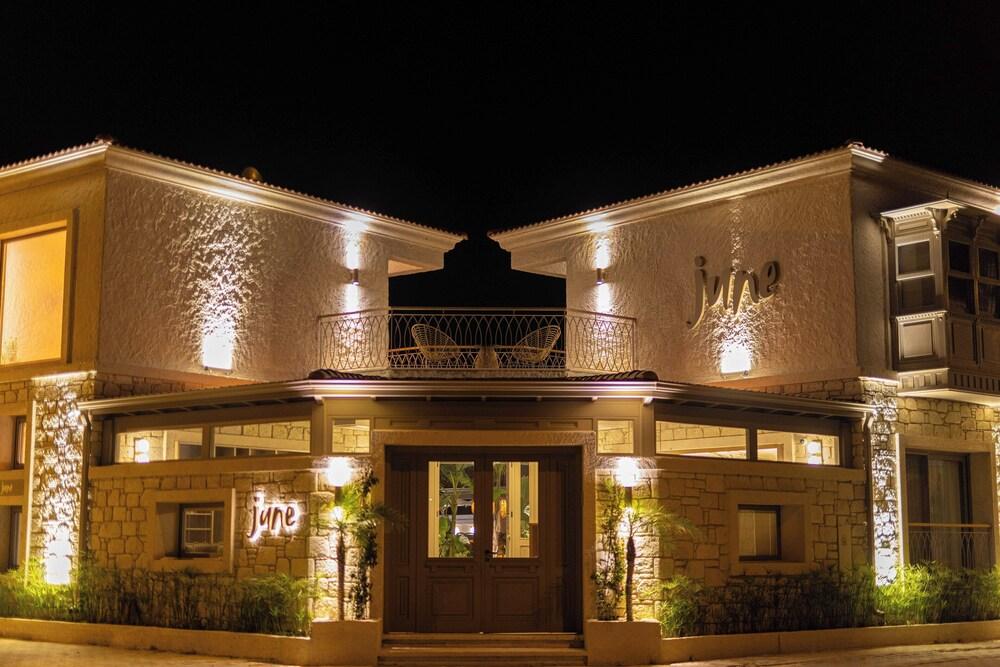 June Hotel Alaçatı — 4