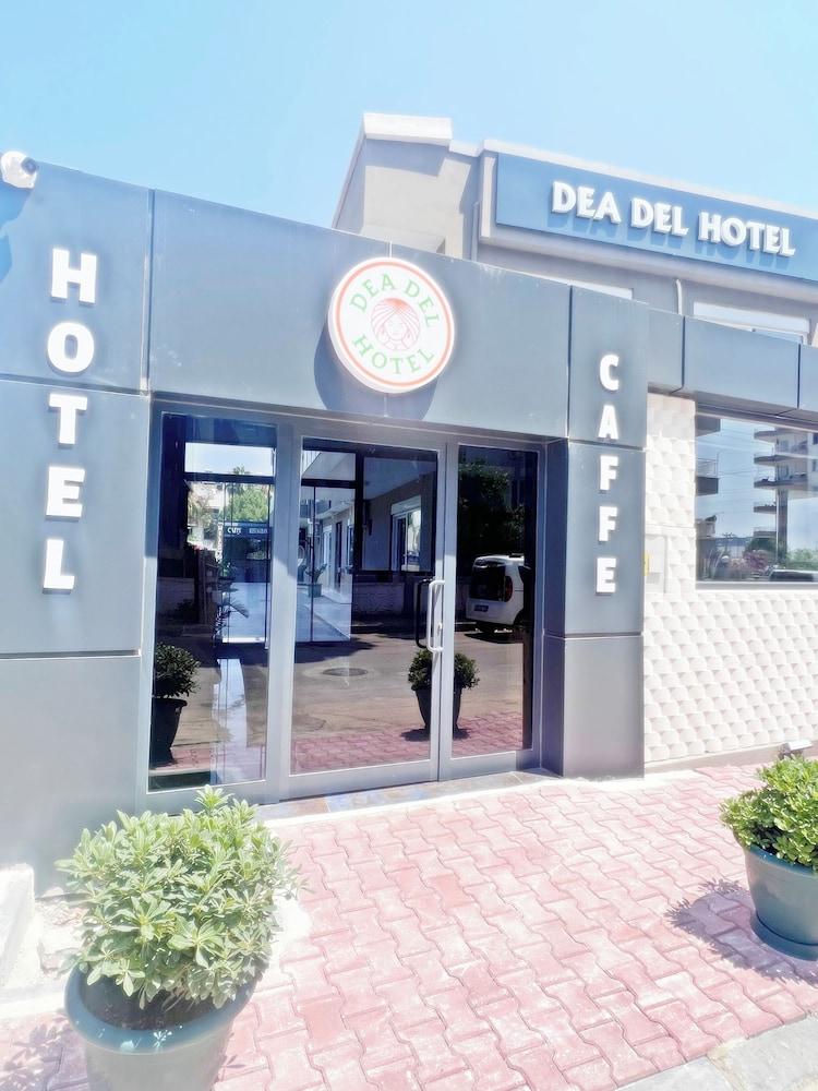 Dea Del Hotel — 4