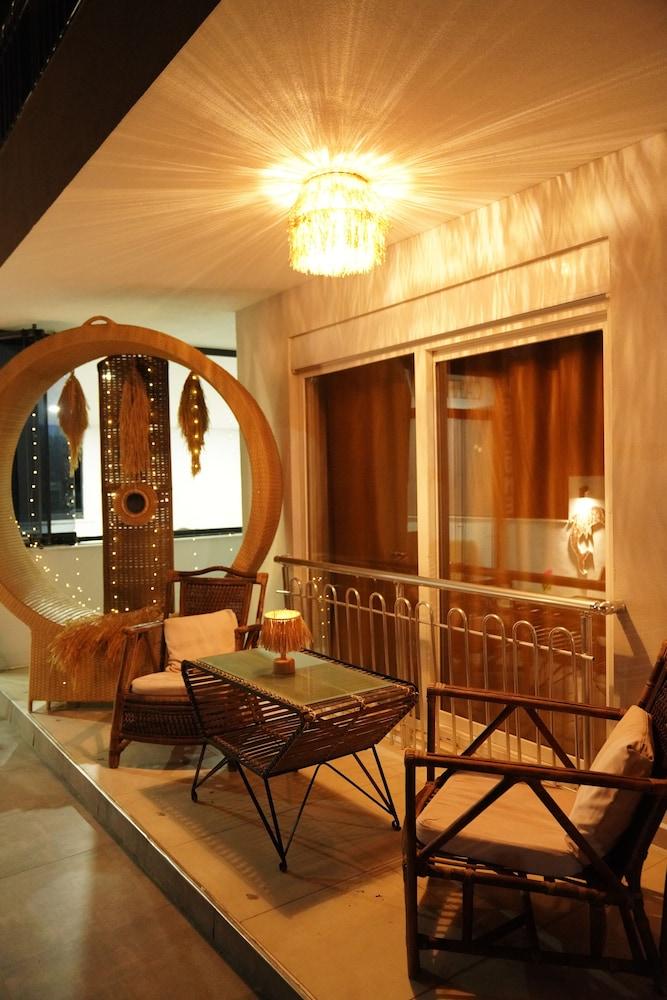 Dea Del Hotel — 6