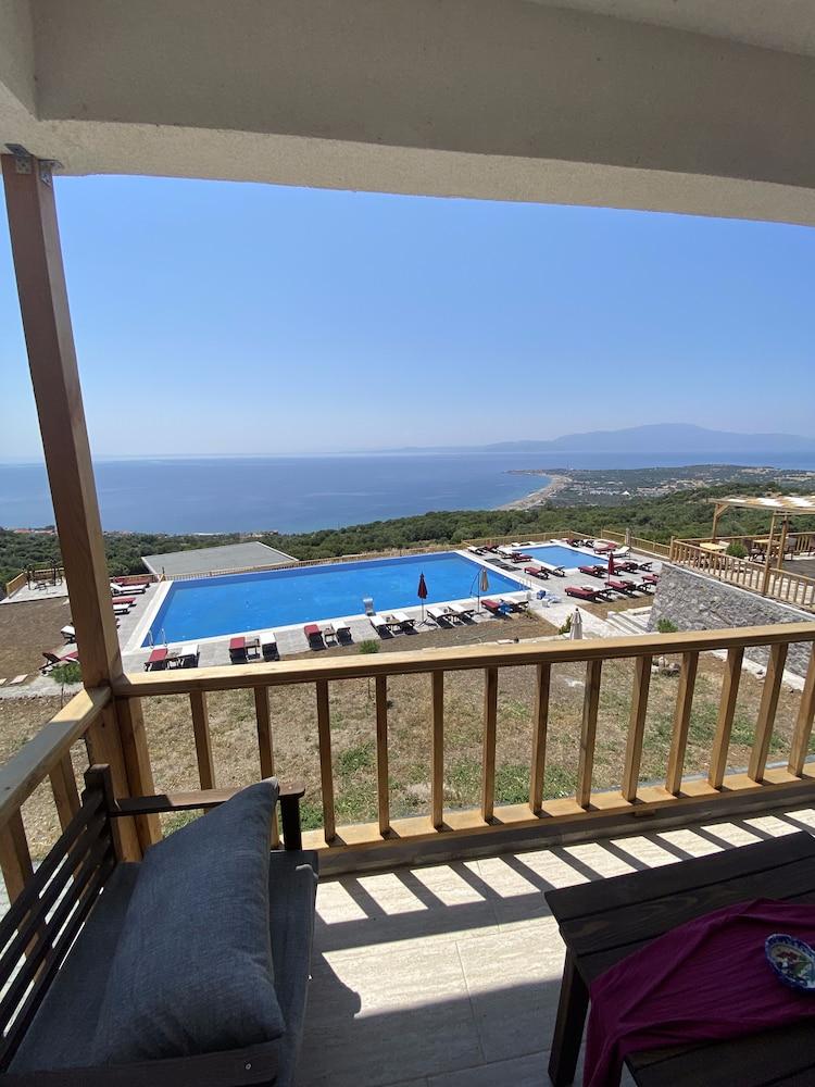 Assos Karadut Tas Otel — 7