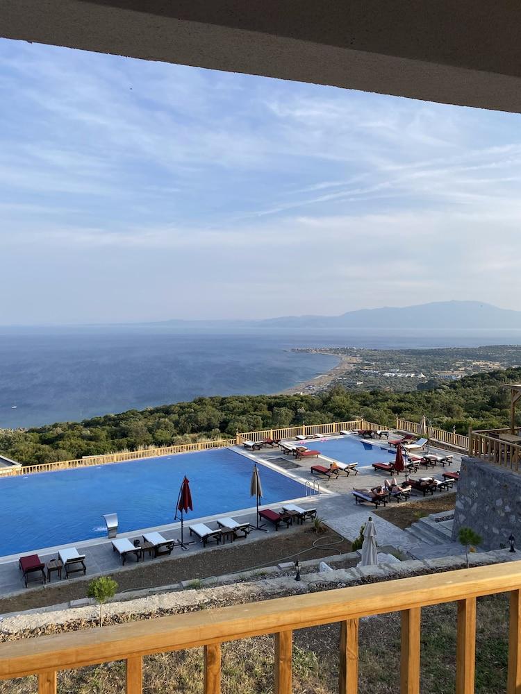 Assos Karadut Tas Otel — 8