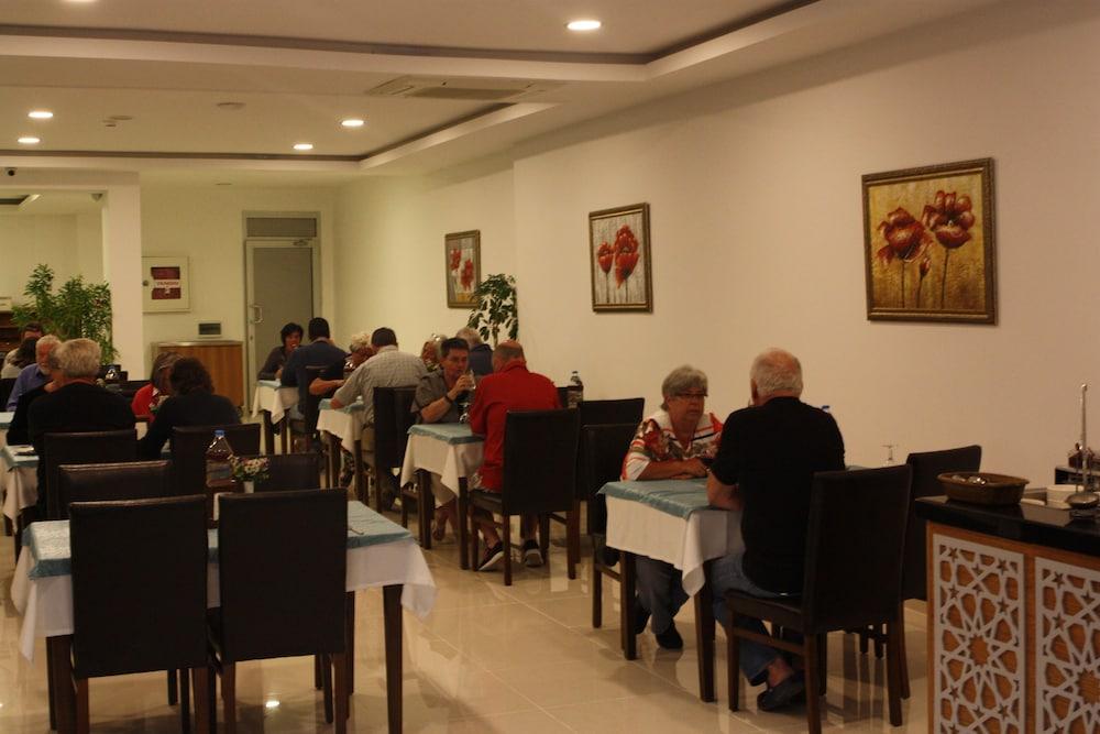 Kleopatra Atlas Hotel — 3
