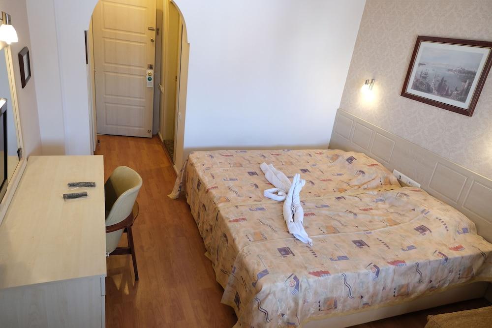 Artan Hotel — 9