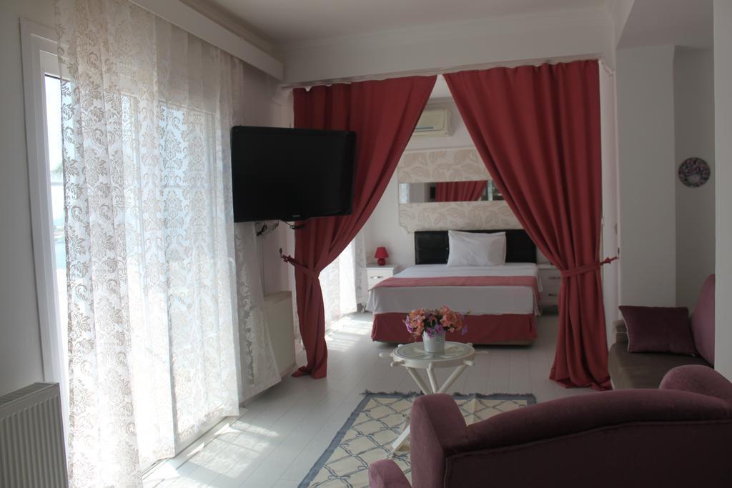 Bumerang Suites Hotel — 7