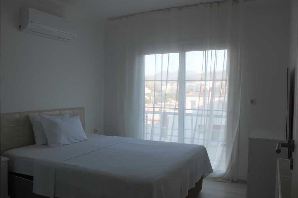 Bumerang Suites Hotel — 4