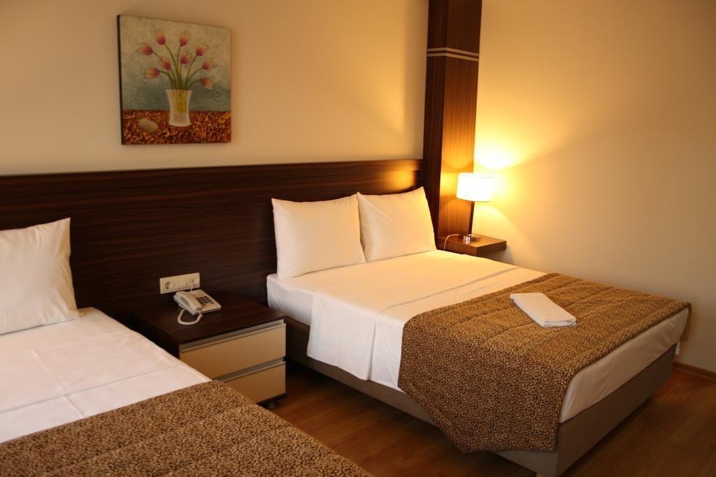 Pelemir Hotel — 8