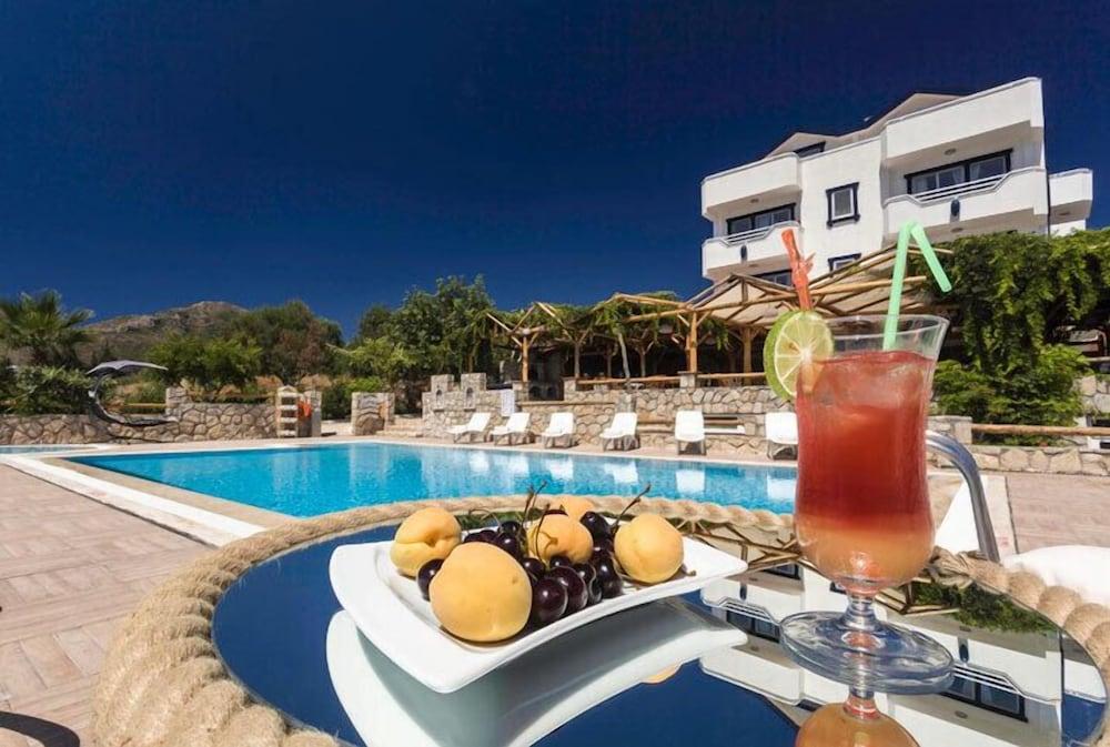Uslu Otel Royal Yachting — 10