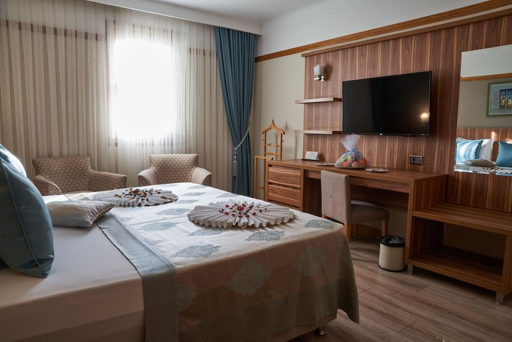 Eliz Hotel Convention Center Thermal Spa & Wellness — 6