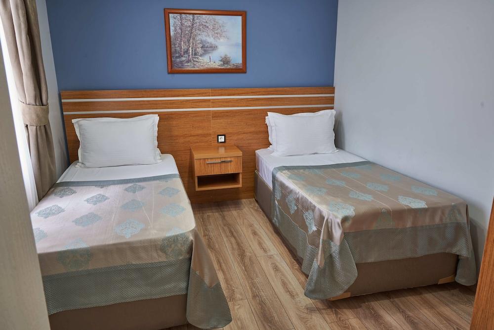 Eliz Hotel Convention Center Thermal Spa & Wellness — 7