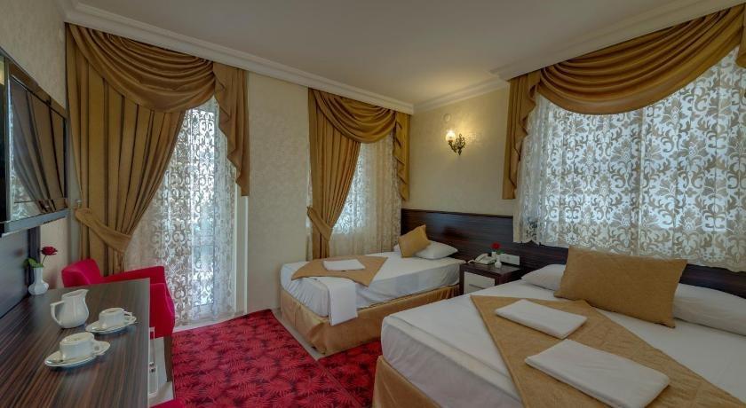 Theluna City Hotel — 9