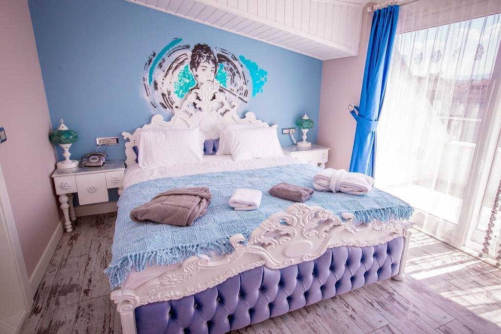 Limnades Hotel — 7