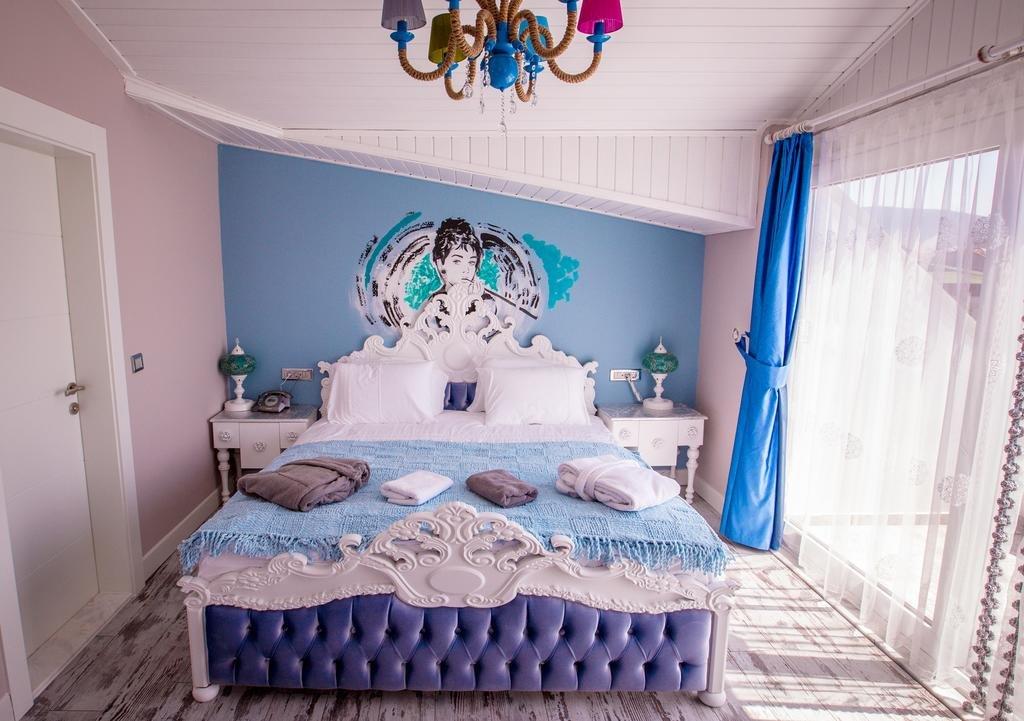 Limnades Hotel — 6