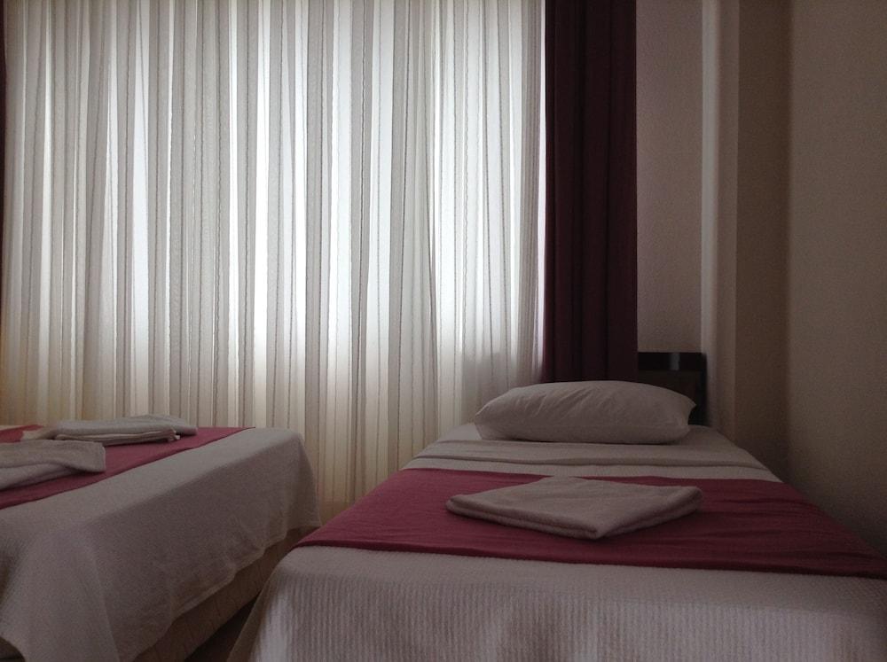 Senam Hotel — 8