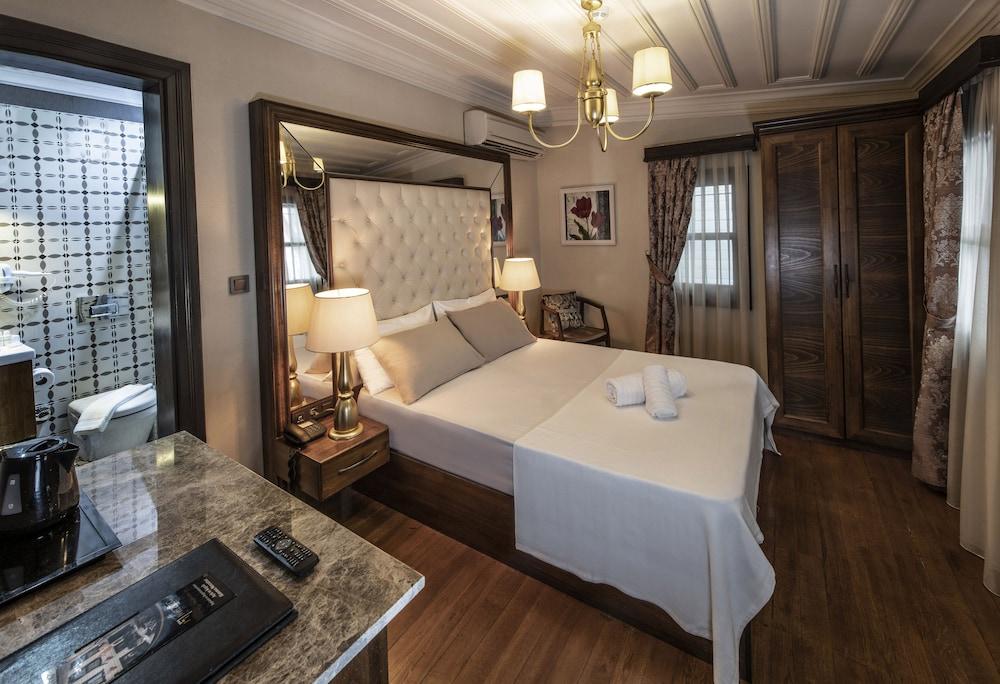 Mezzo Hotel — 3