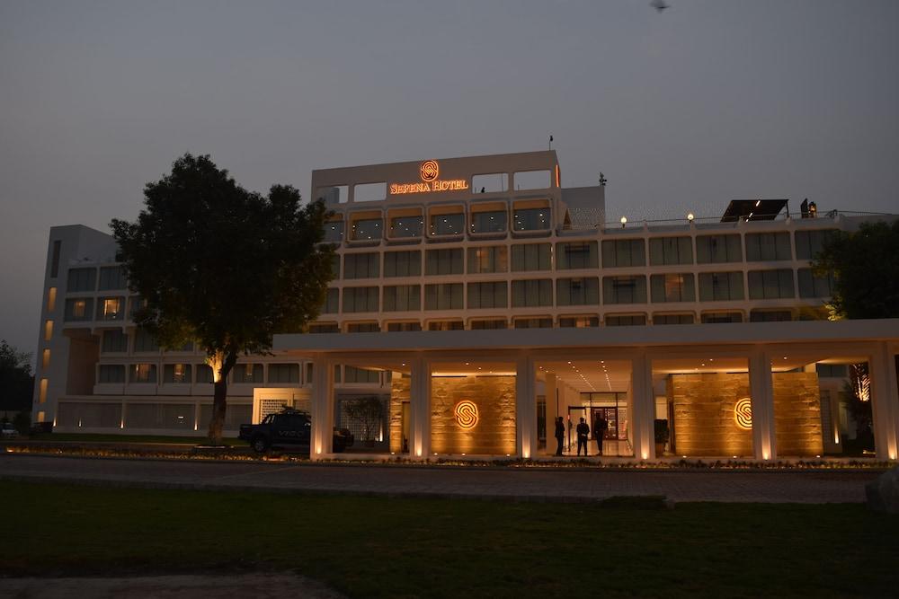 Serena Peshawar (Ex Pearl Continental Hotel) — 2