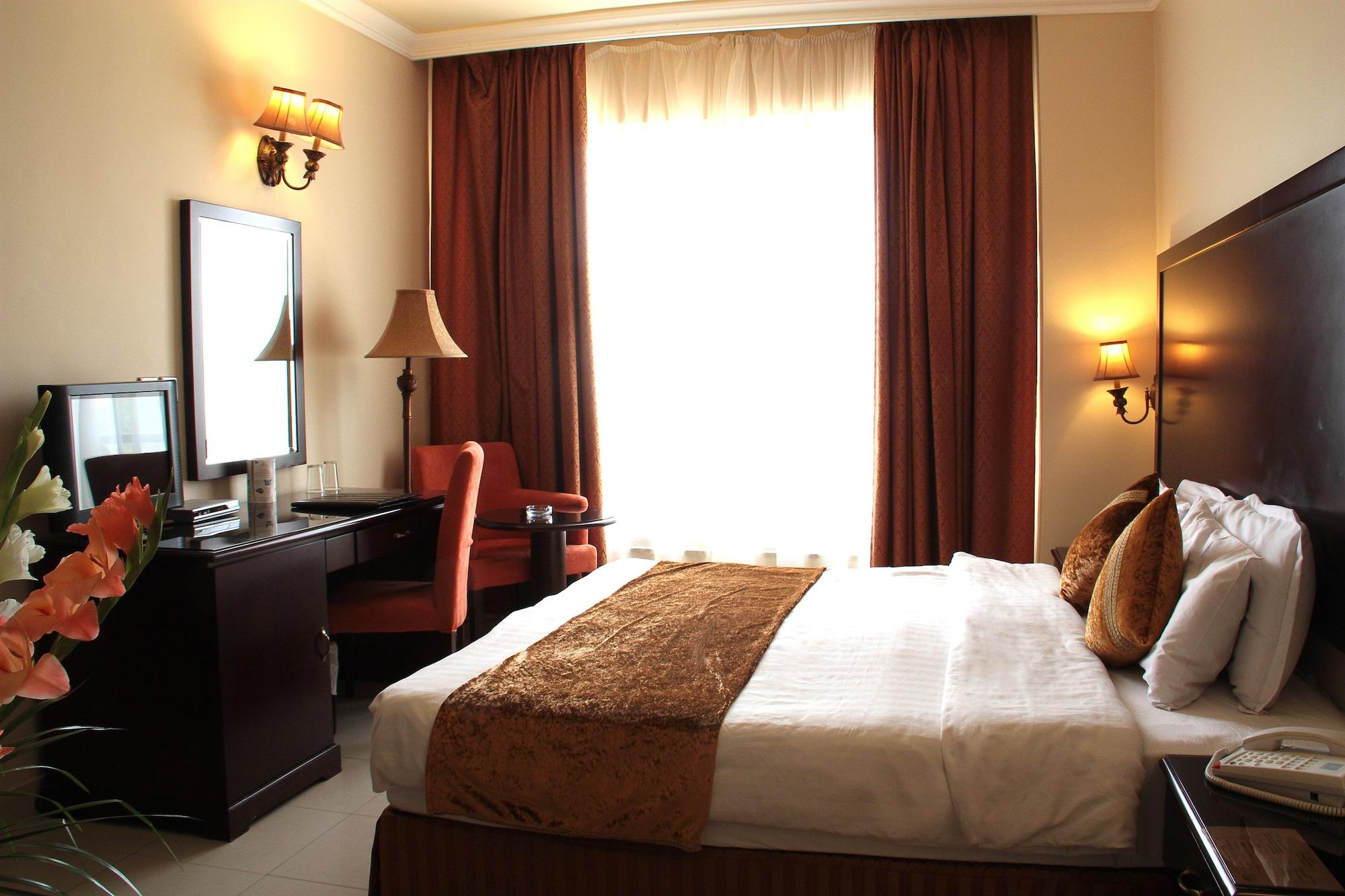 CAPTAIN HOTEL 64964 — 9